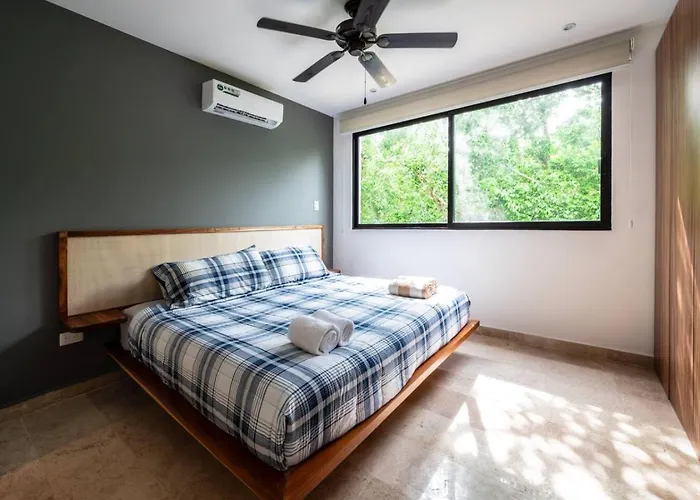 2br Retreat Rooftop Pool Gym Movie Theatre Apartment *