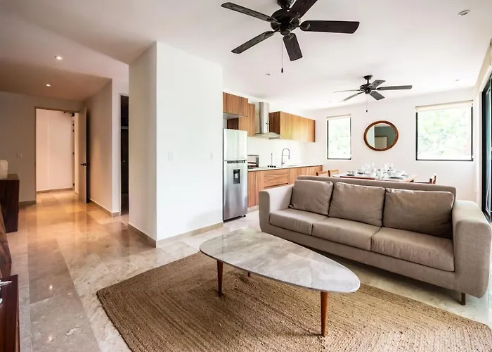2br Retreat Rooftop Pool Gym Movie Theatre Apartment *
